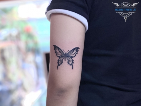 sự tinh tế và sự nữ tính với hình xăm bướm hồ điệp